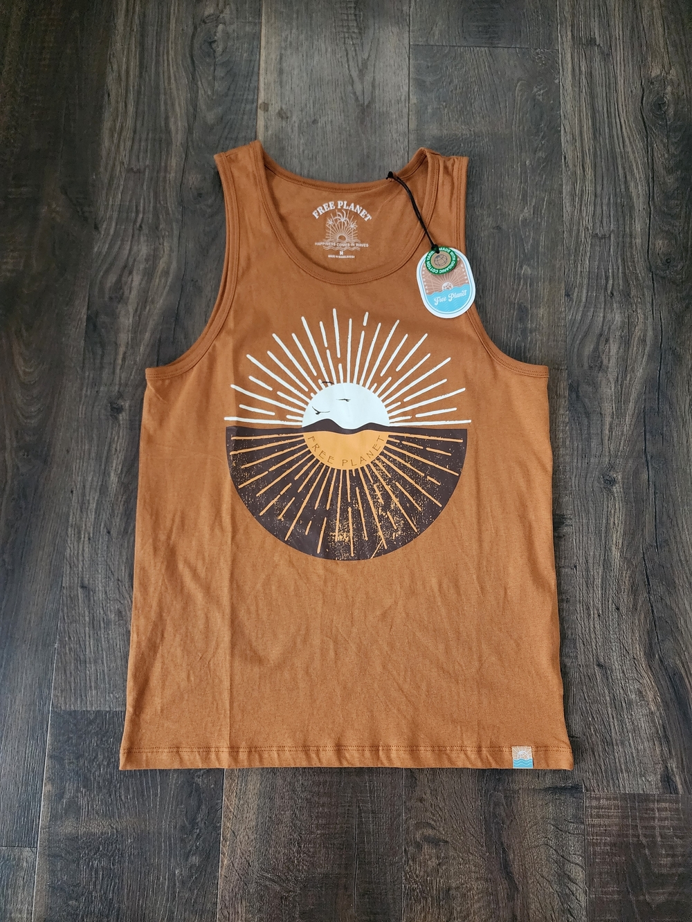 Free Planet Rust Graphic Tank Top